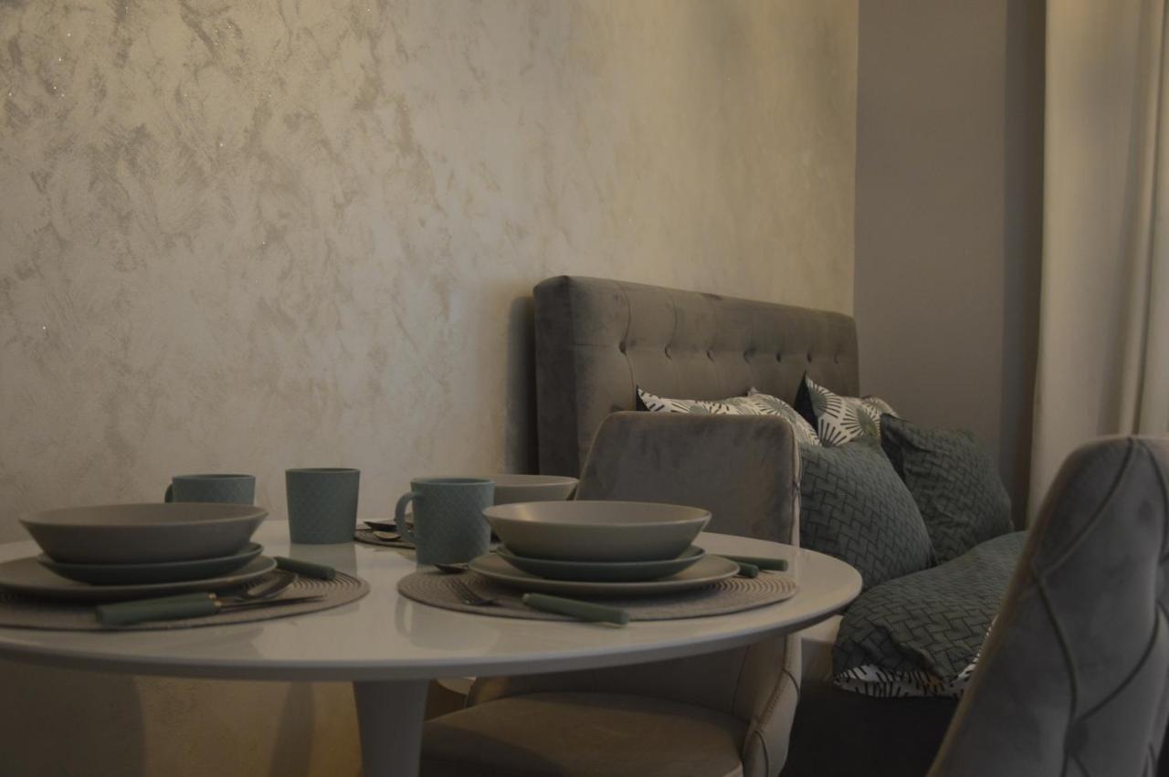 Апартаменти Teodora Lux Apartman Free Privat Parking Новий Сад Екстер'єр фото