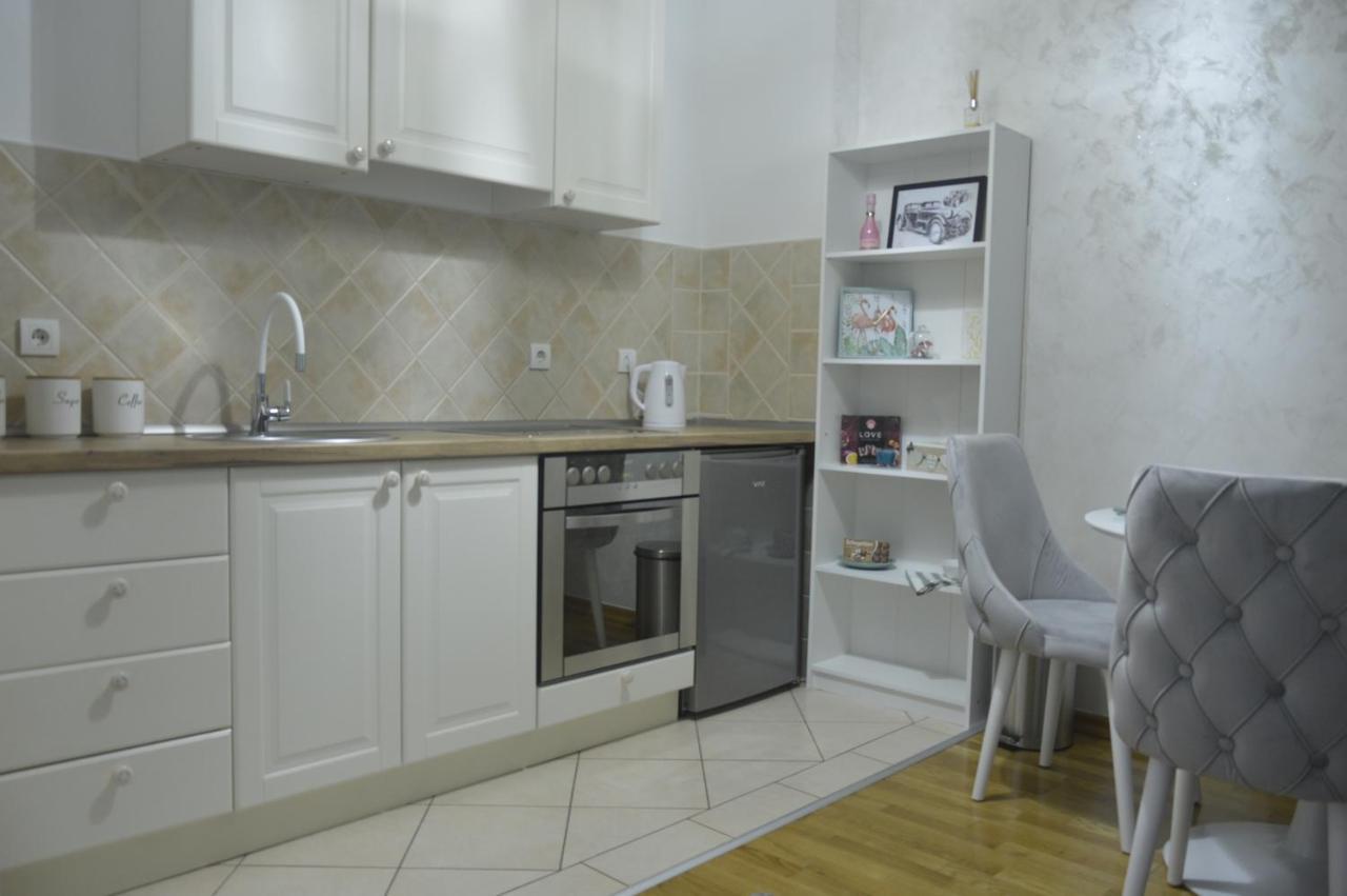 Апартаменти Teodora Lux Apartman Free Privat Parking Новий Сад Екстер'єр фото